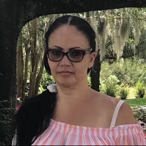 Meet your Posher, Elena